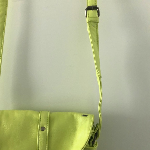 Garage Crossbody Purse - Picture 8 of 8